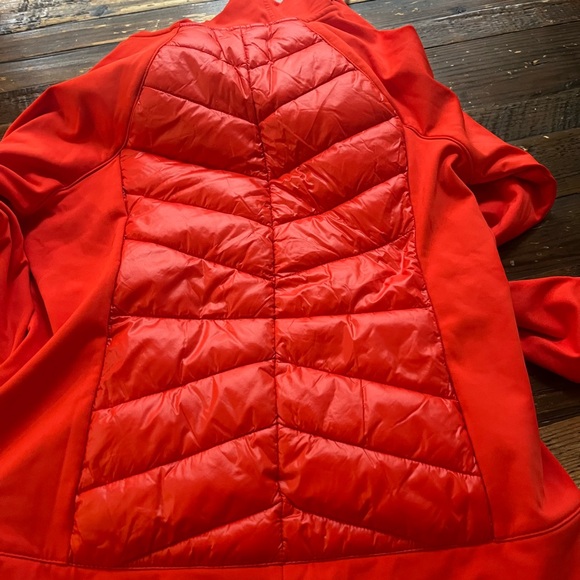 Women's Hooded Jacket - Picture 4 of 4